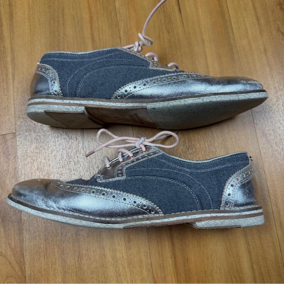 Ted Baker London Silver Metallic Brogue Oxford Shoes Women Size US8/EUR39 - Picture 5 of 13